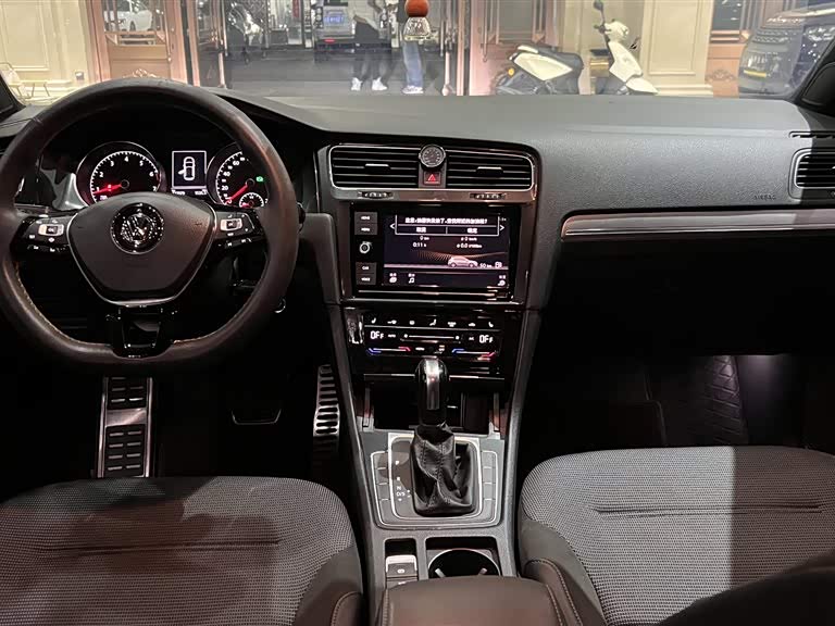 Volkswagen Golf 2019, фото 17
