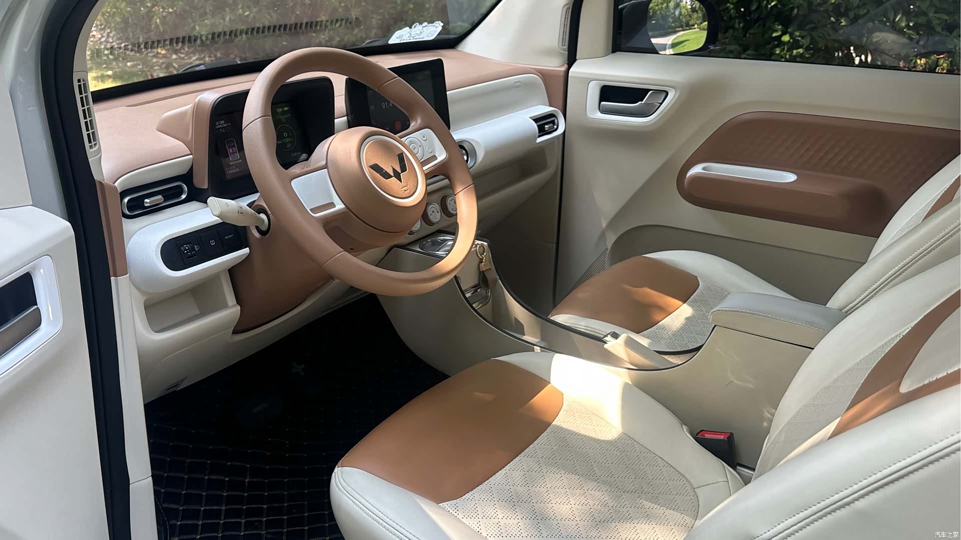 Wuling MINIEV, 2024 7
