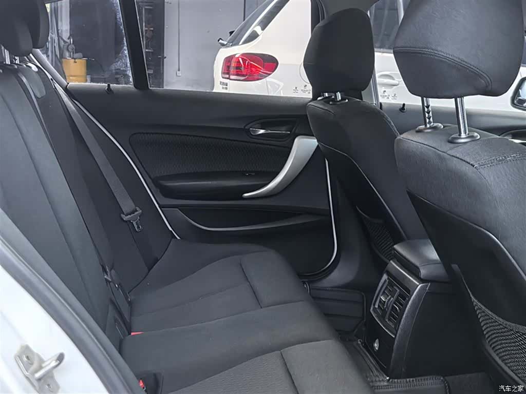 BMW 1 Series, 2016 9