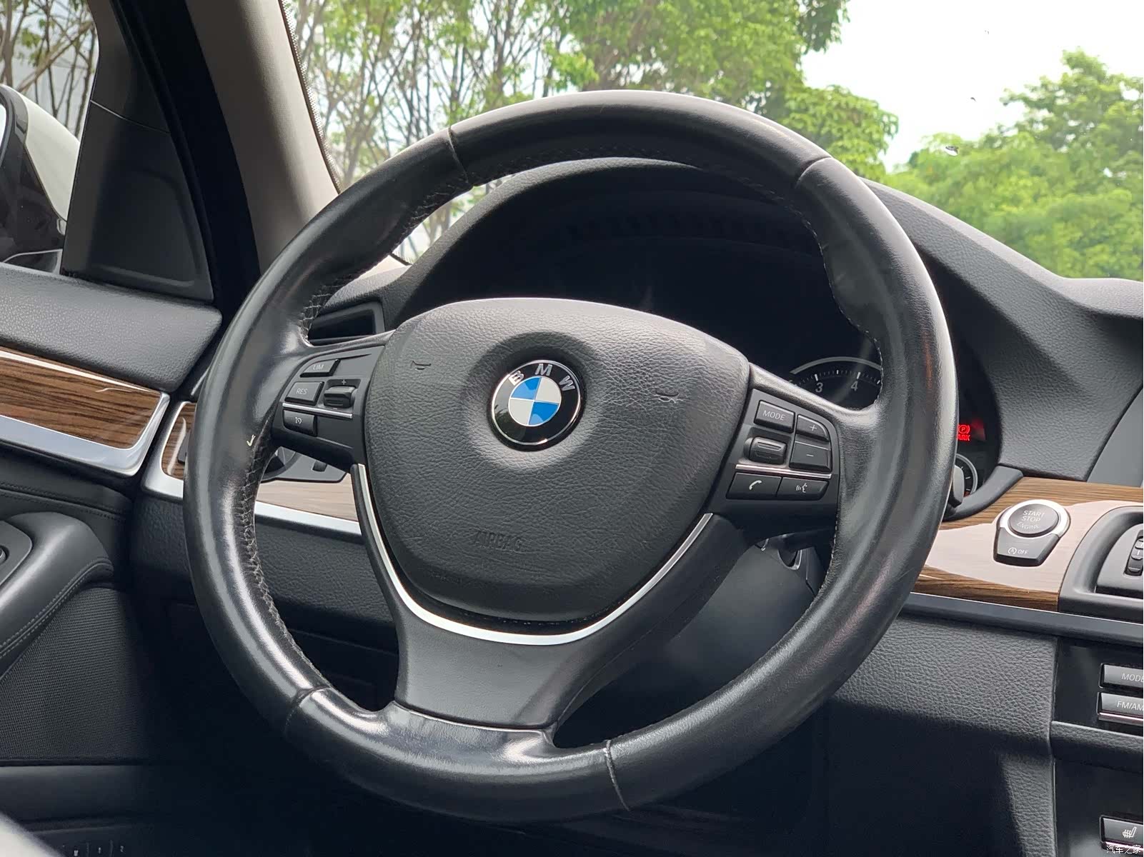 BMW 5 Series, 2014 19