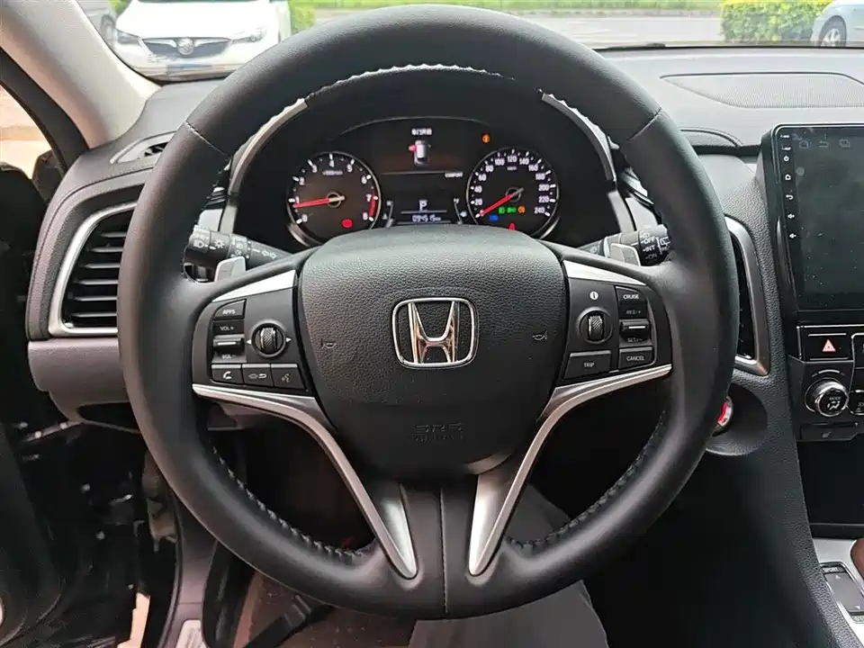 Honda Crown Road