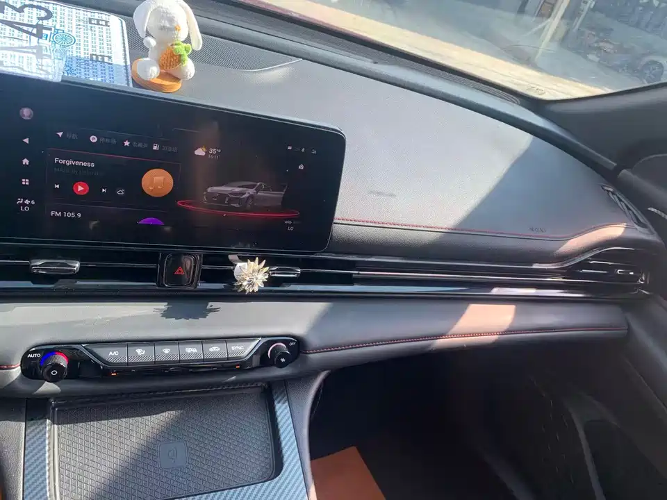 Trumpchi Shadow Leopard