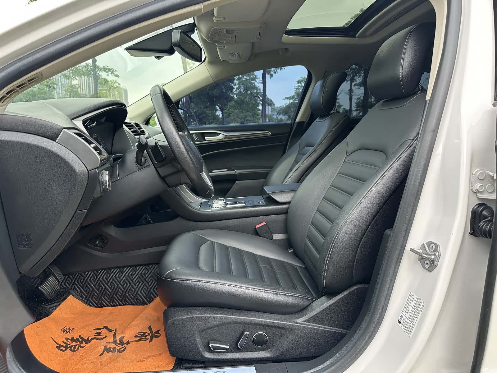 Ford Mondeo, 2018 все фото