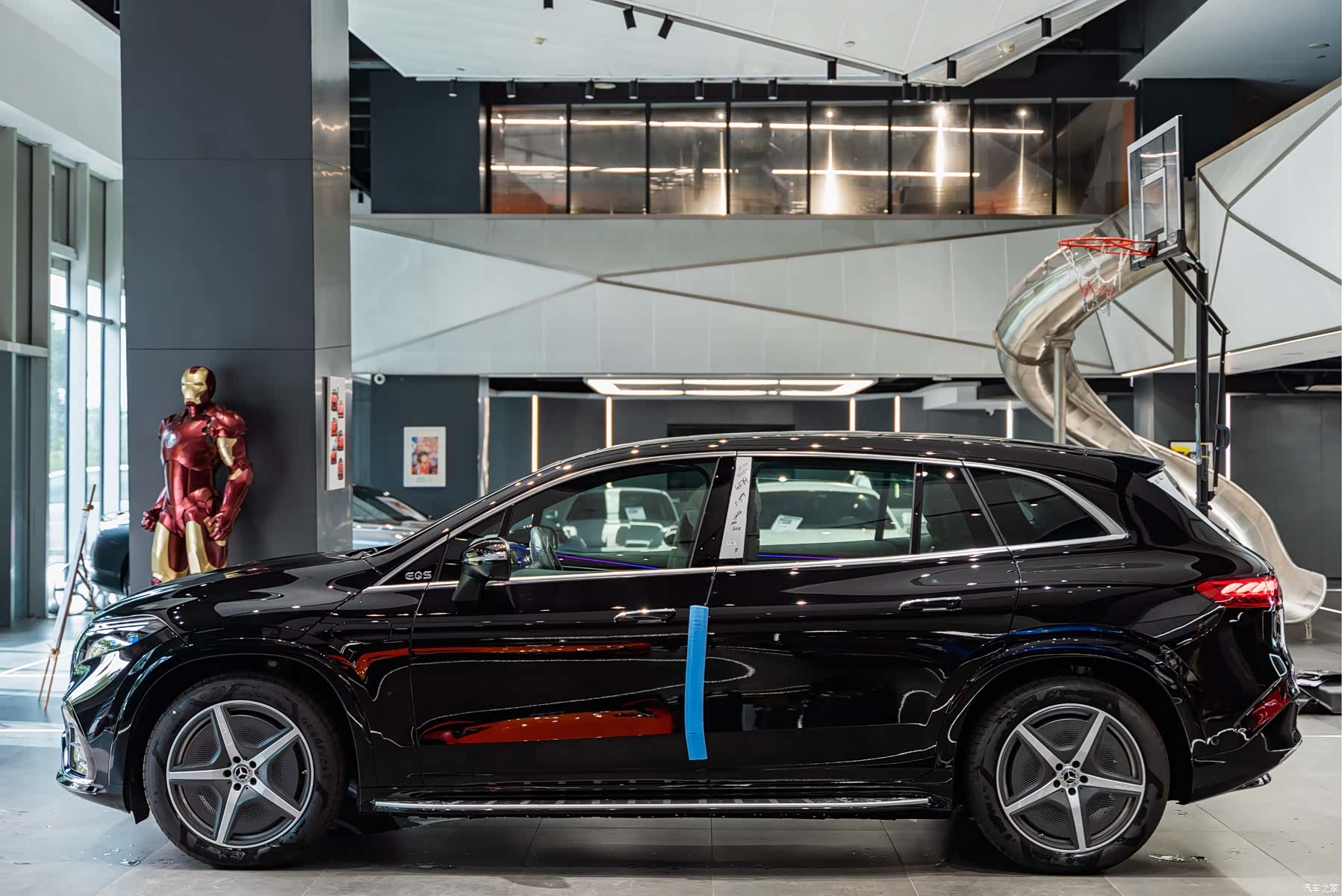 Mercedes-Benz EQS, 2026 9