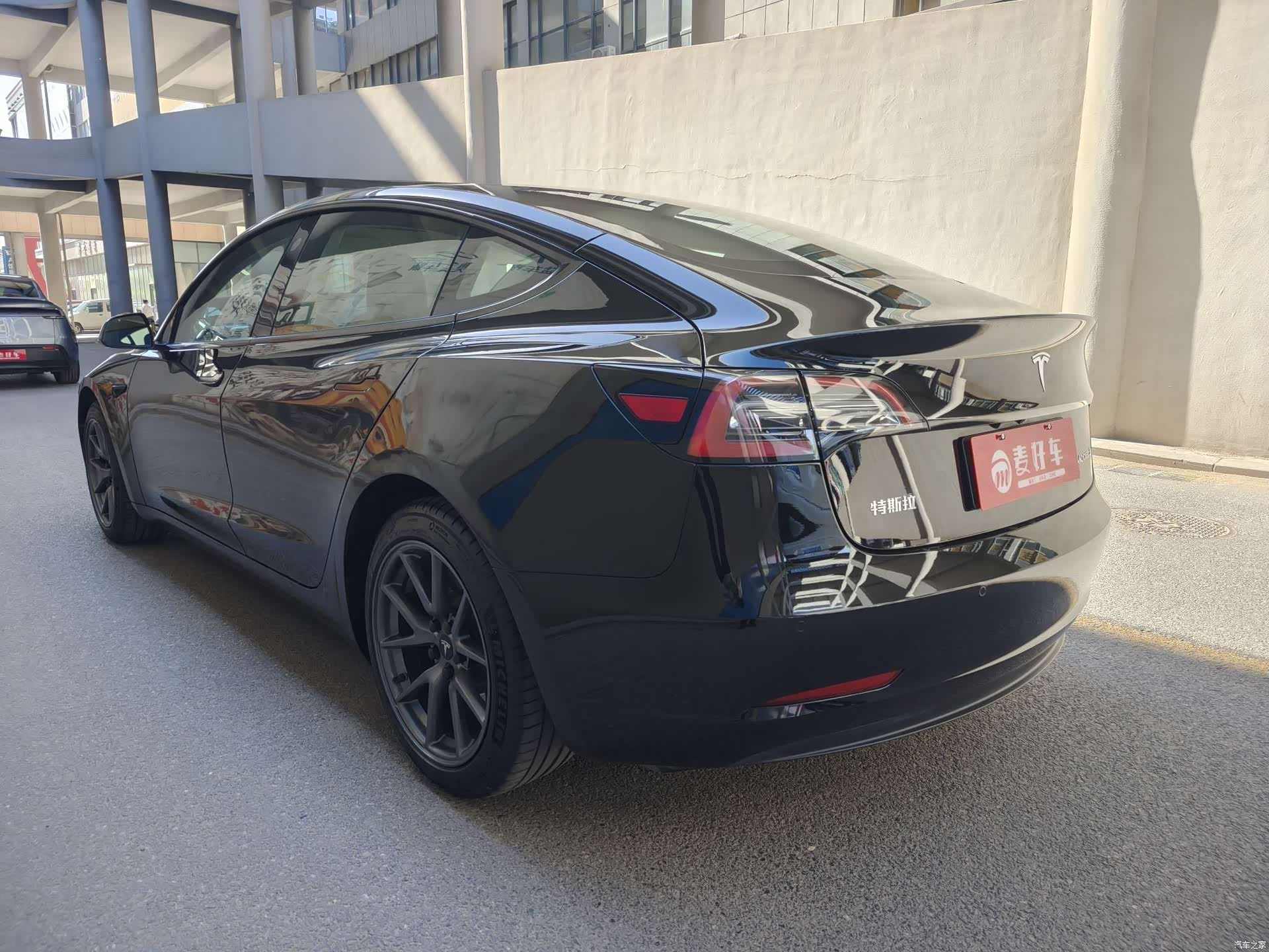 Tesla Model 3, 2021 4