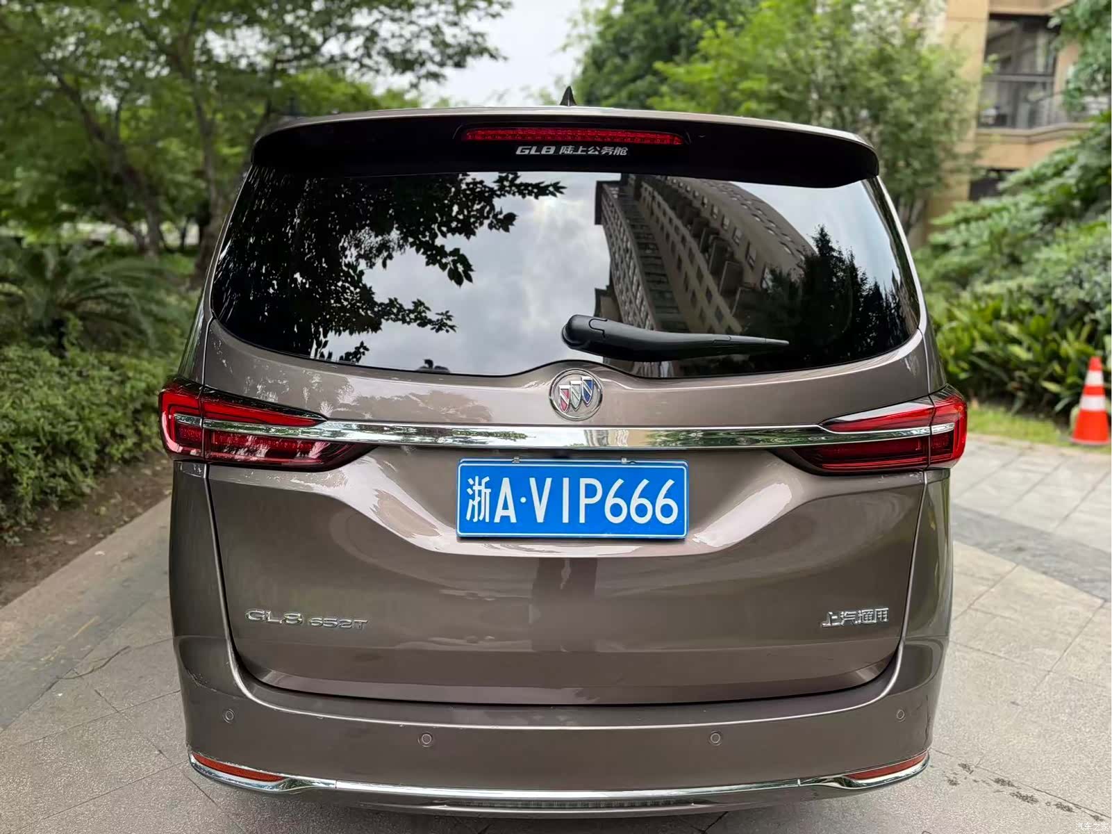 Buick GL8, 2021 6