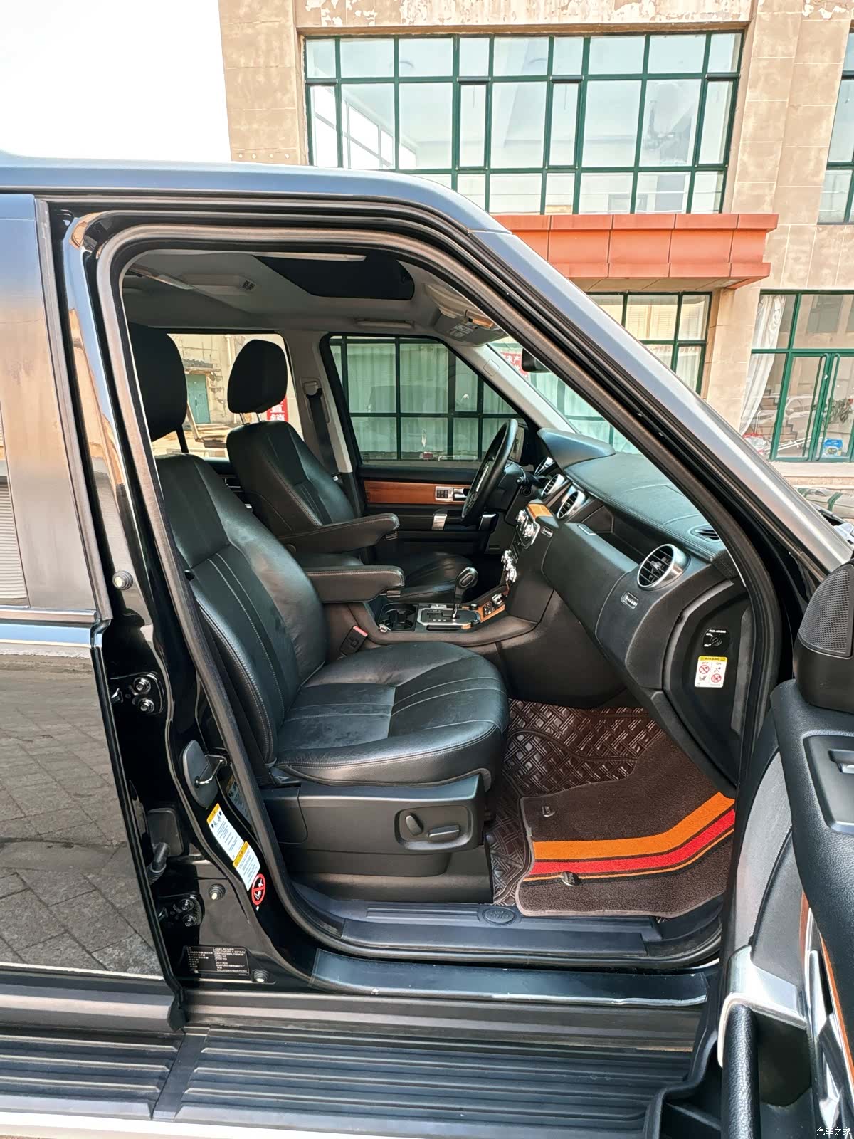Land Rover Discovery, 2011 12