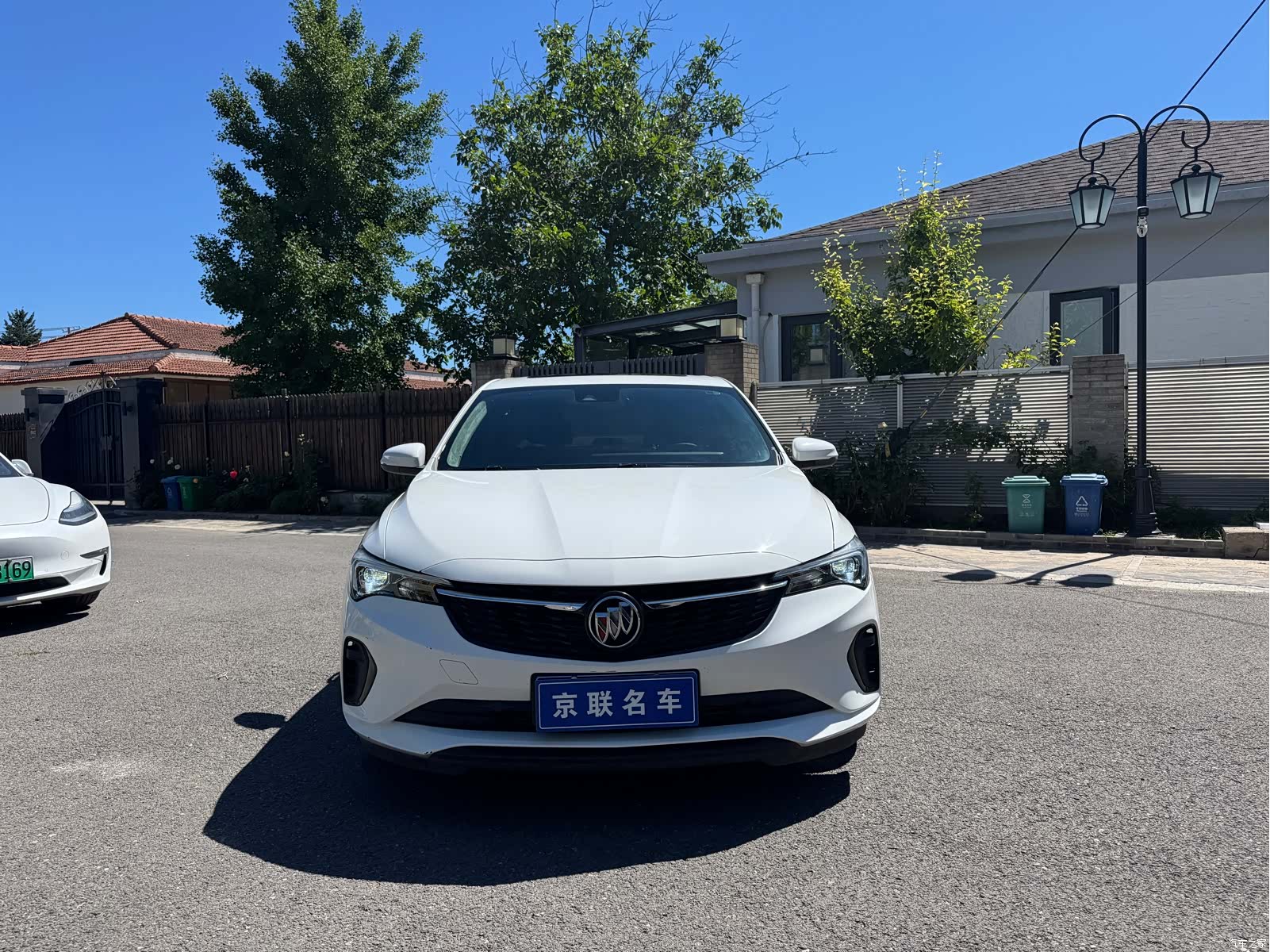 Buick Verano, 2022 2