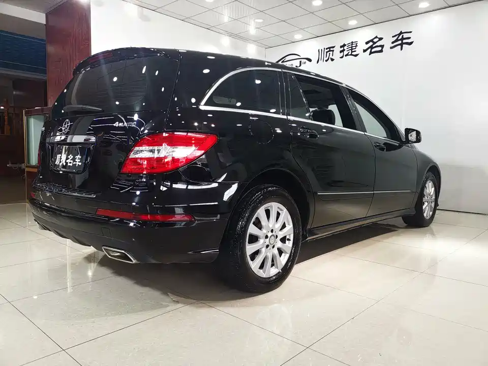 Mercedes-Benz R-class