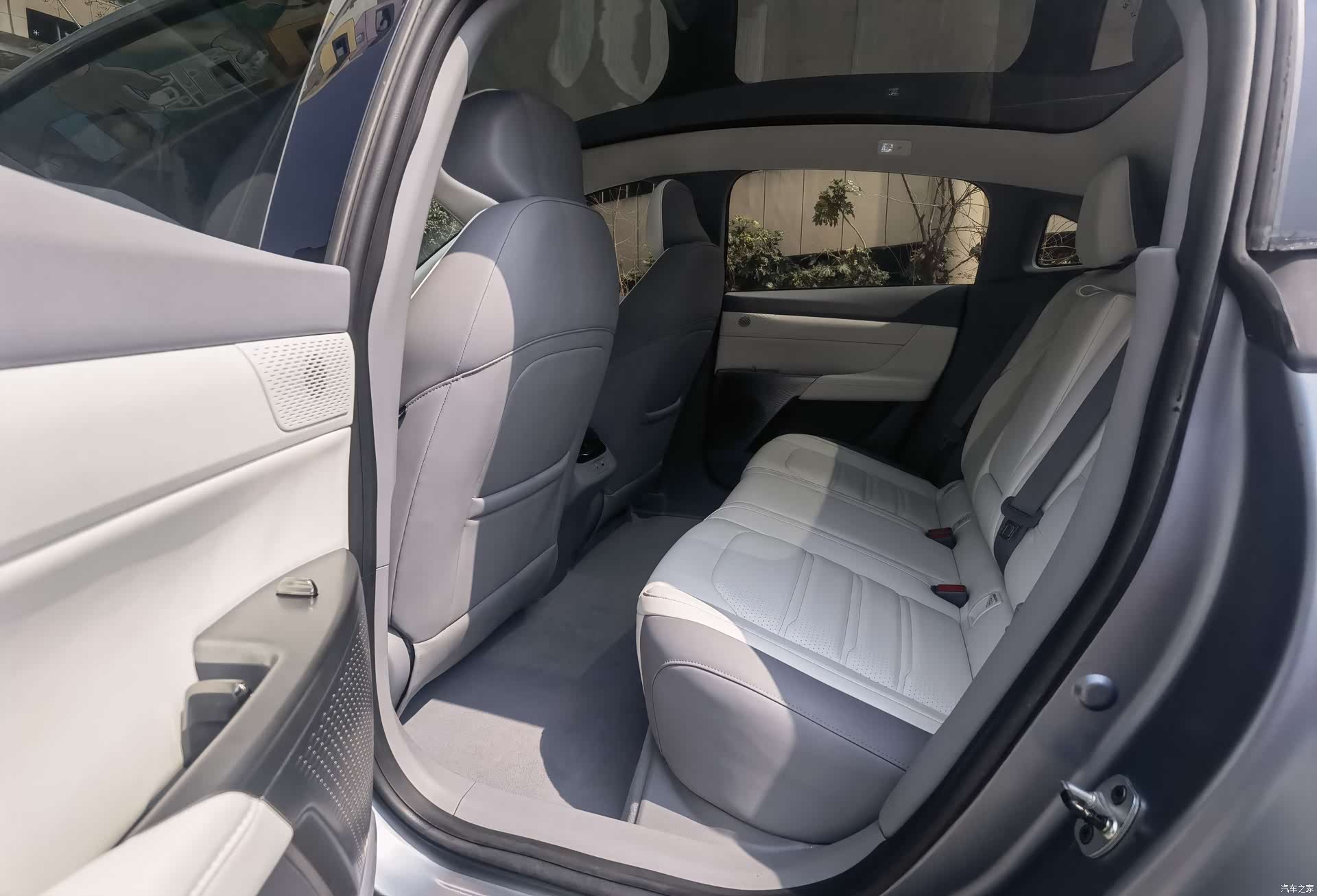 DongFeng eπ007, 2024 все фото