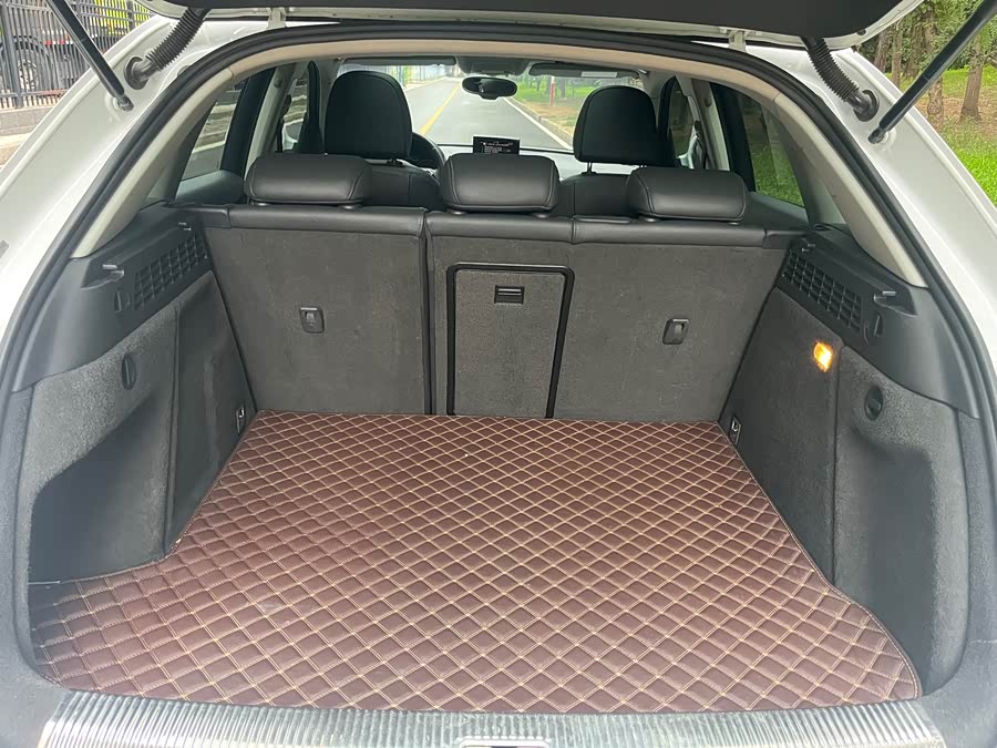 Audi Q3 2014, фото 12