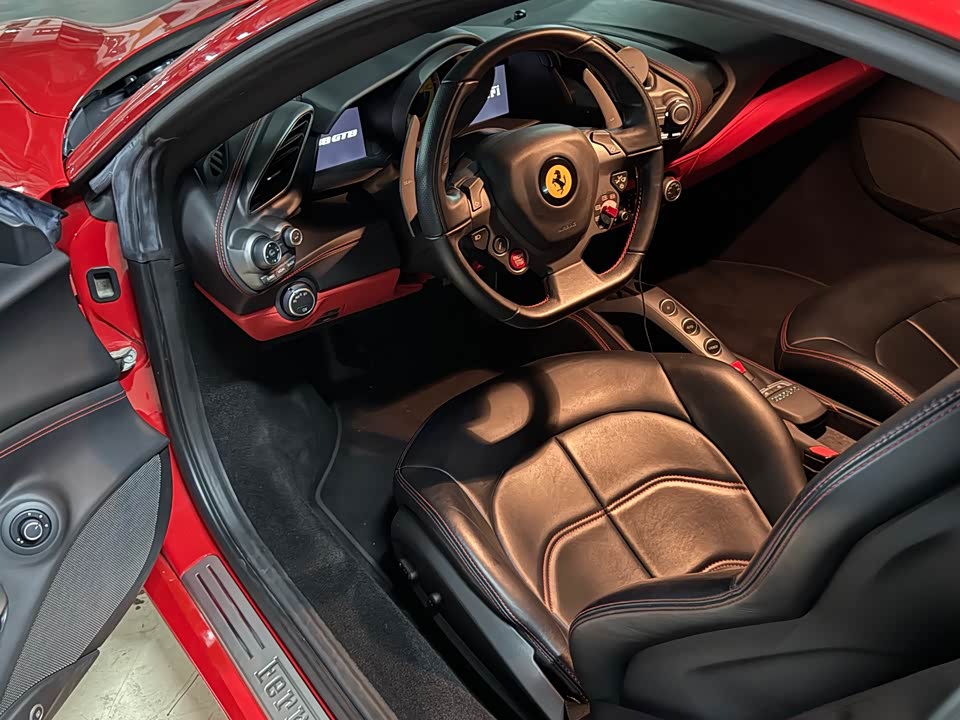 Ferrari 488