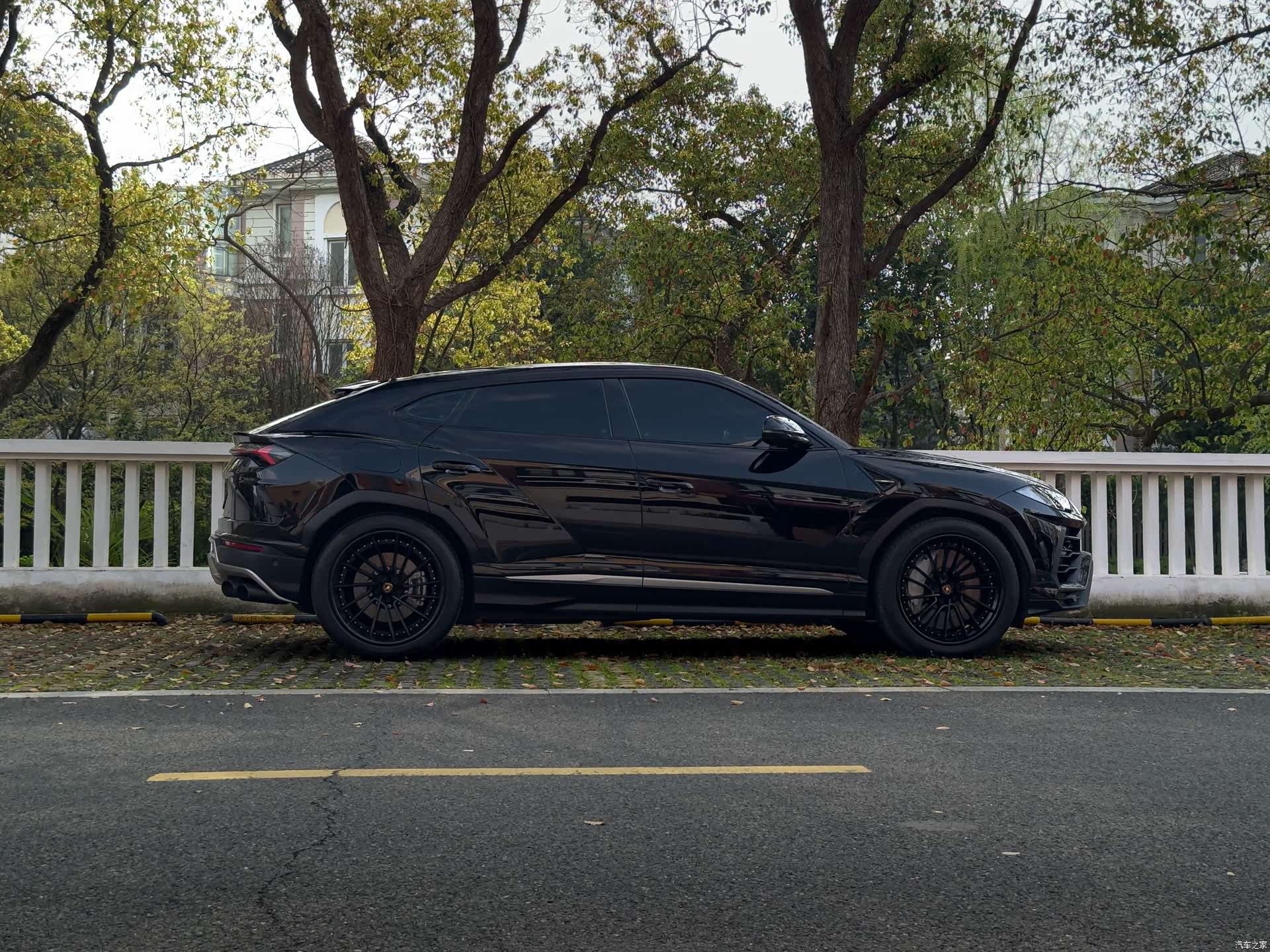 Lamborghini Urus, 2019 6