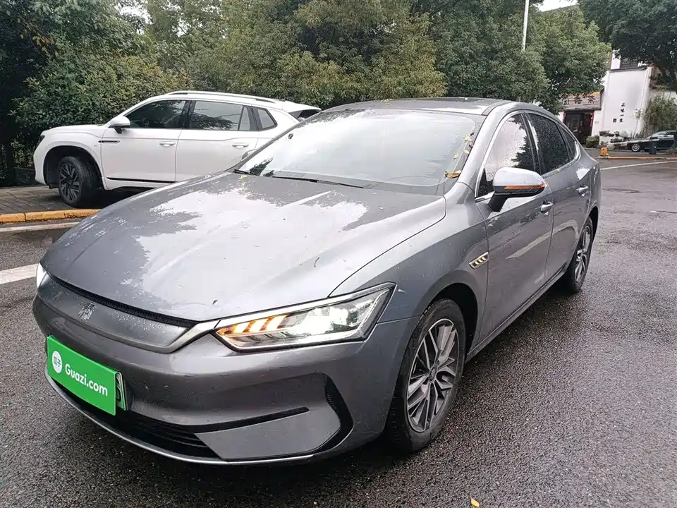 BYD Qin Yuan BYD Qin Yuan