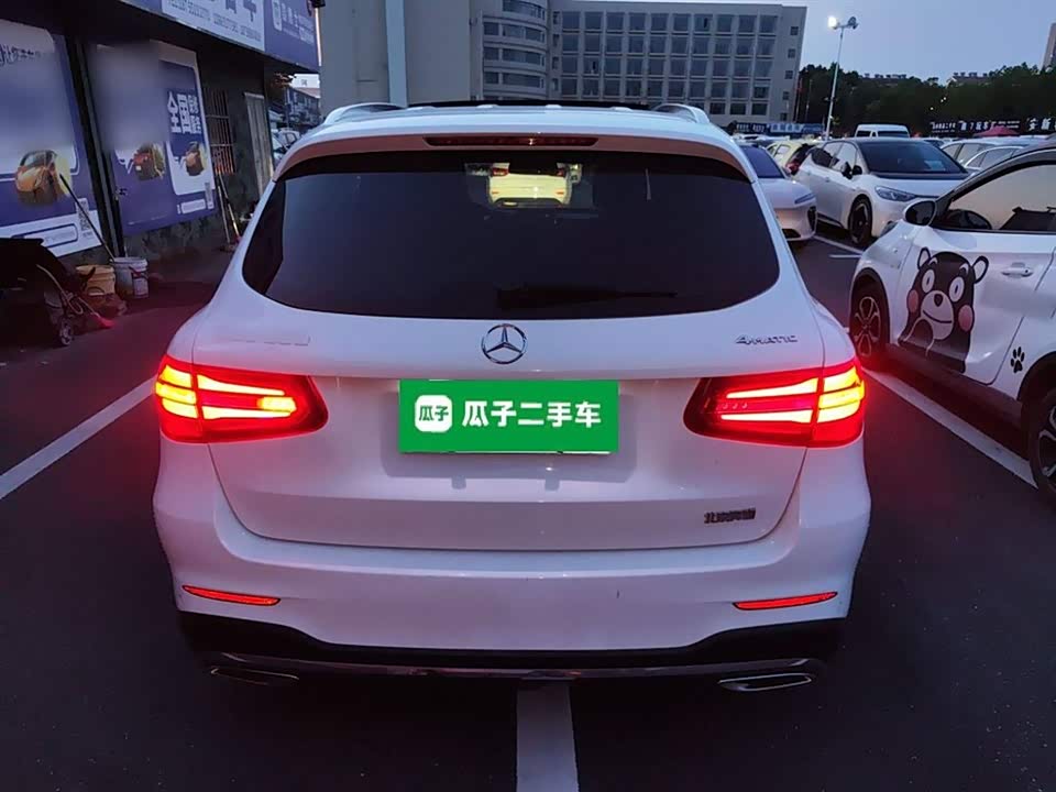 Mercedes-Benz GLC Mercedes-Benz GLC
