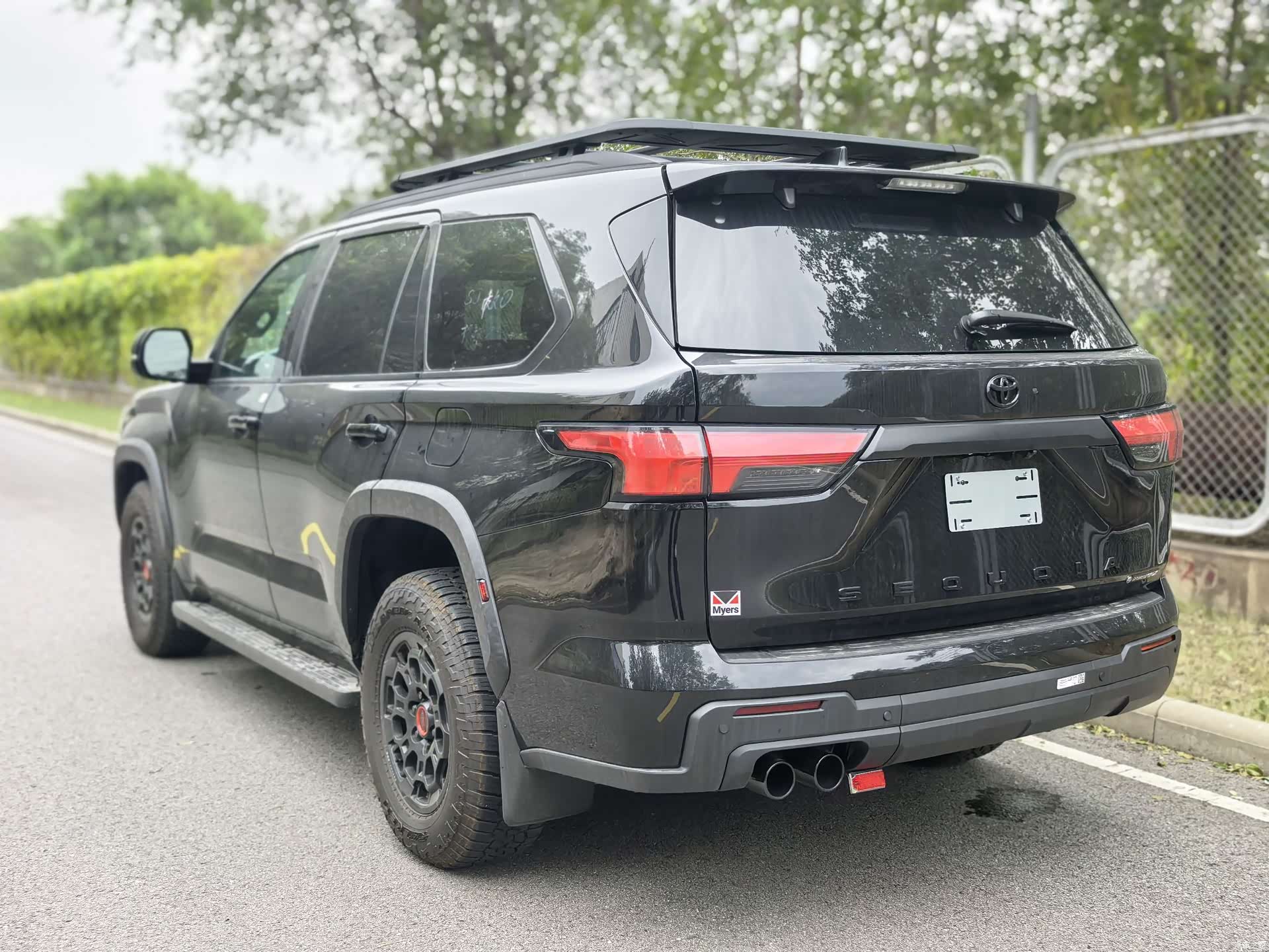 Toyota Sequoia, 2025 6