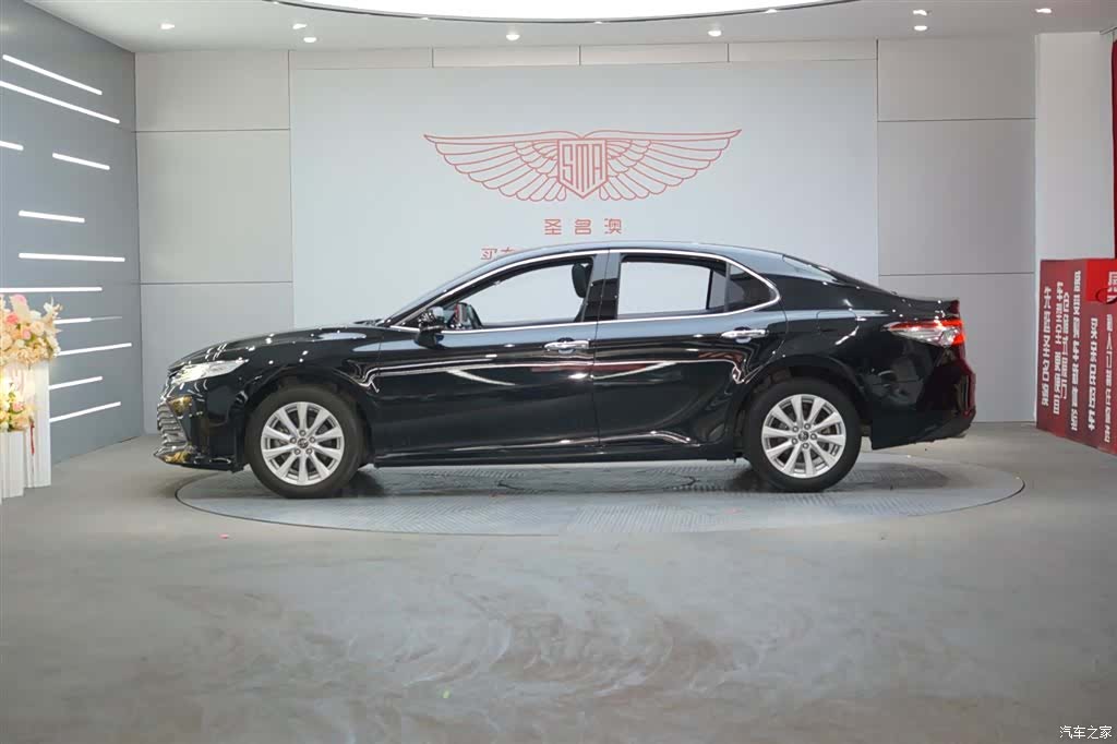 Toyota Camry, 2020 2