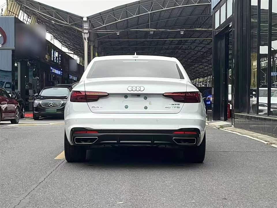 Audi A4L