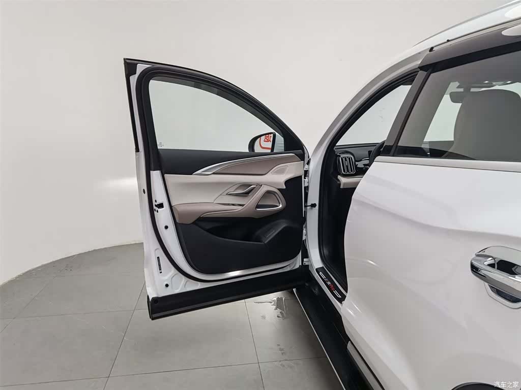 BYD Song, 2024 8