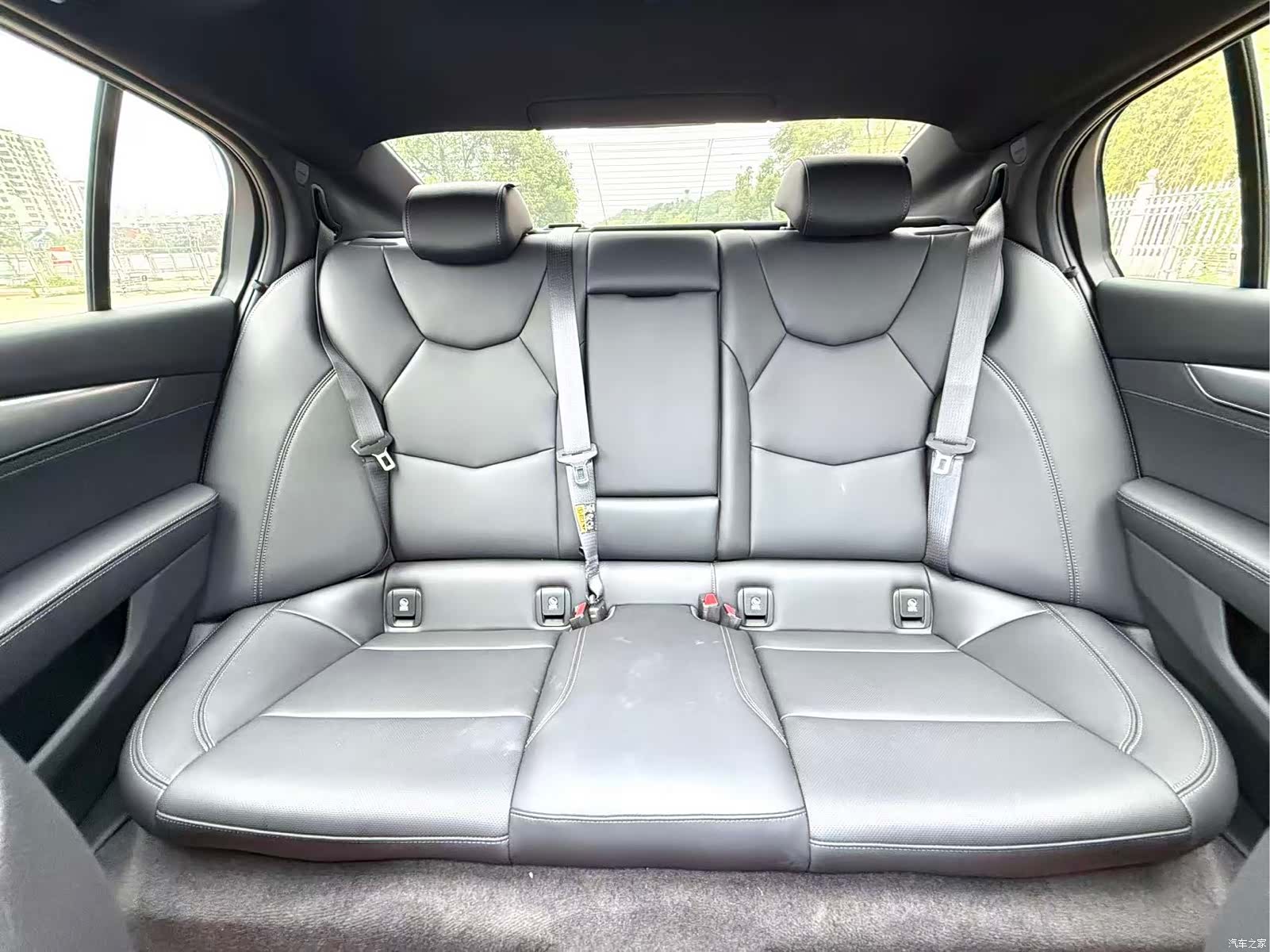 Cadillac CT5, 2025 18