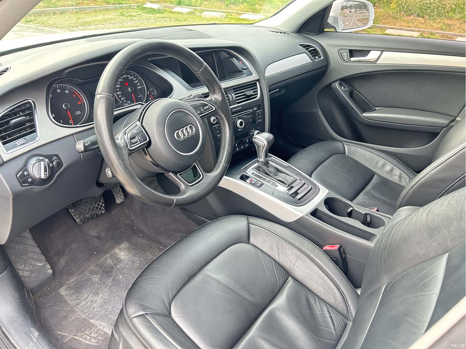 Audi A4L, 2016 11