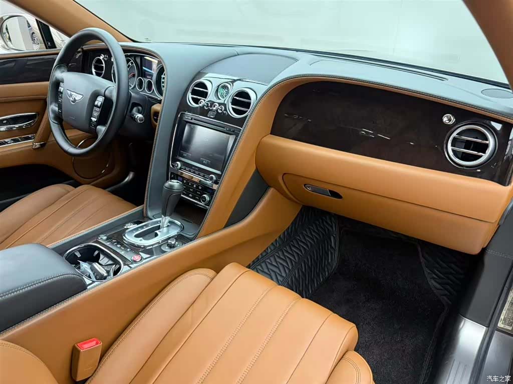 Bentley Flying Spur, 2015 10