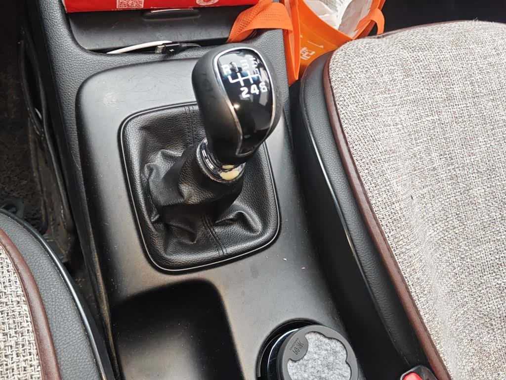 Kia K3, 2014 7