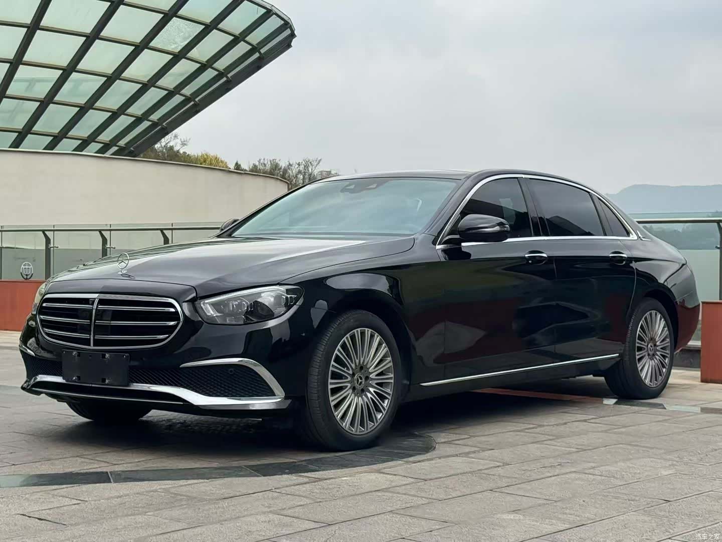 Mercedes-Benz E-Class, 2022 1