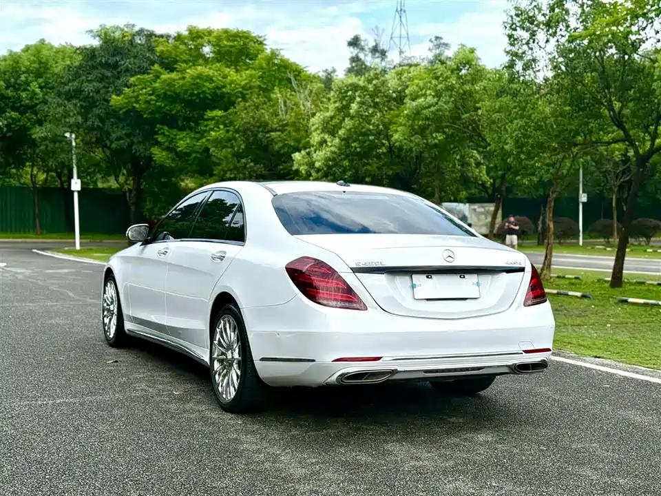 Mercedes-Benz S-class Mercedes-Benz S-class