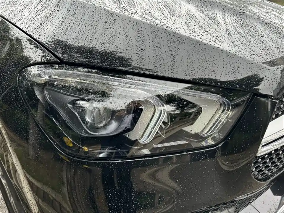 Mercedes-Benz GLE Mercedes-Benz GLE