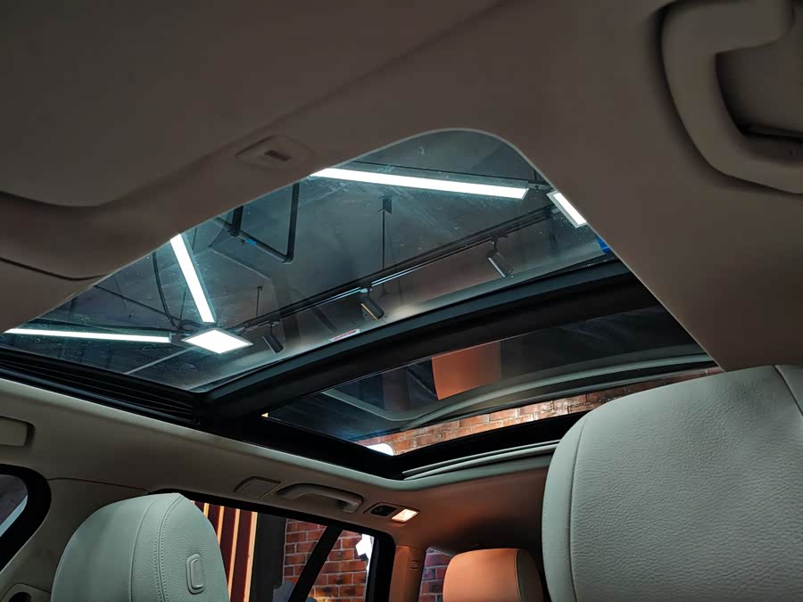 BMW 5 Series 2015, фото 23