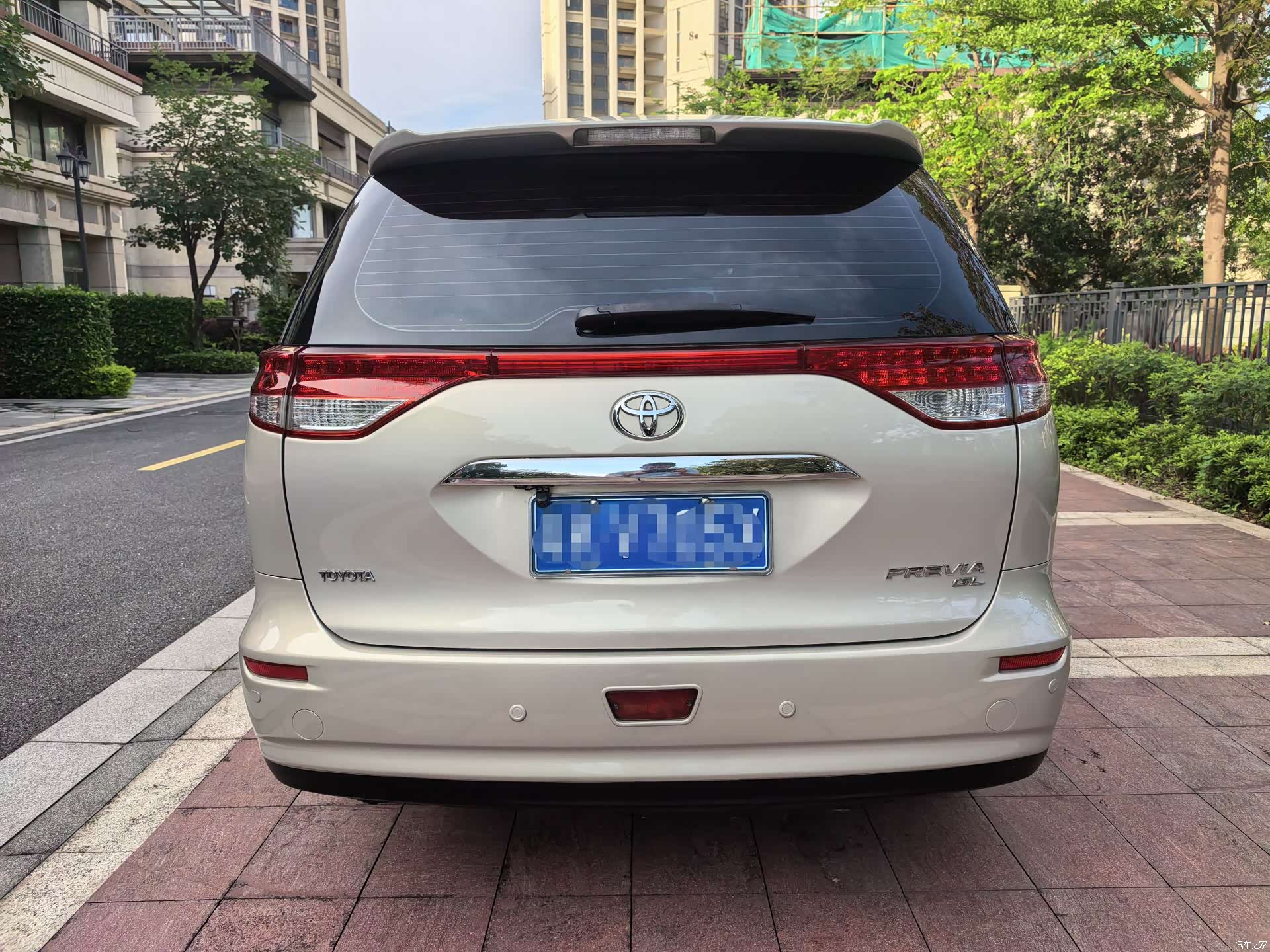Toyota 7, 2012 все фото