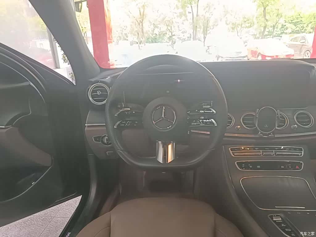 Mercedes-Benz E-Class, 2021 11