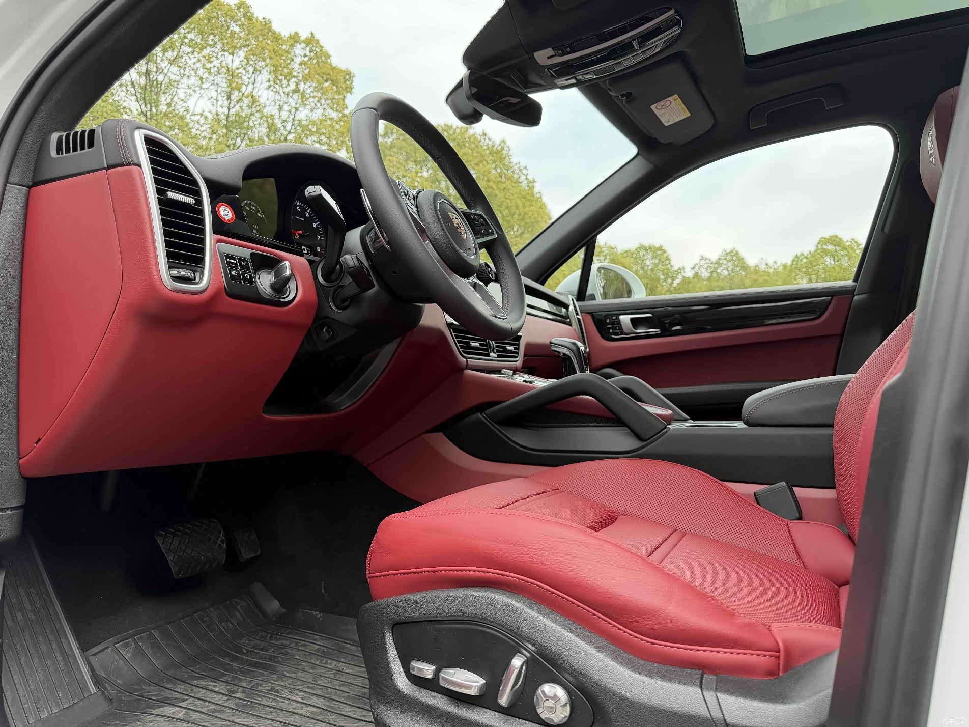 Porsche Cayenne, 2020 9