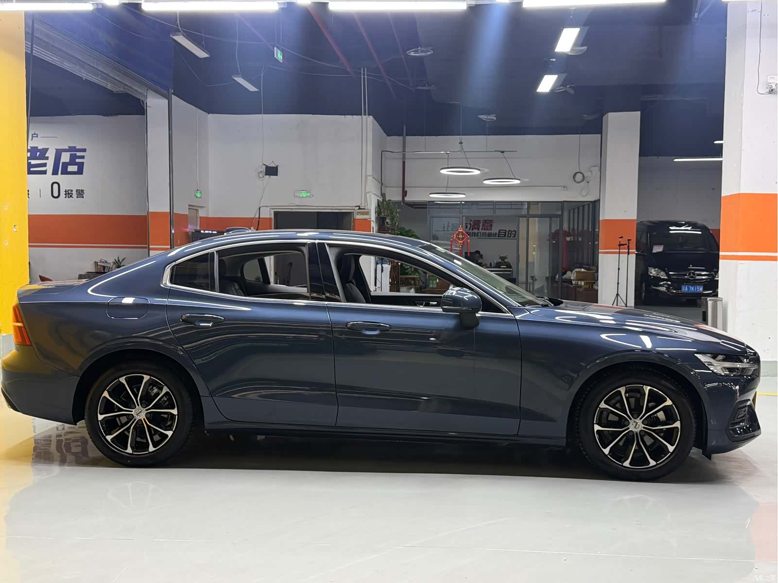 Volvo S60, 2022 8