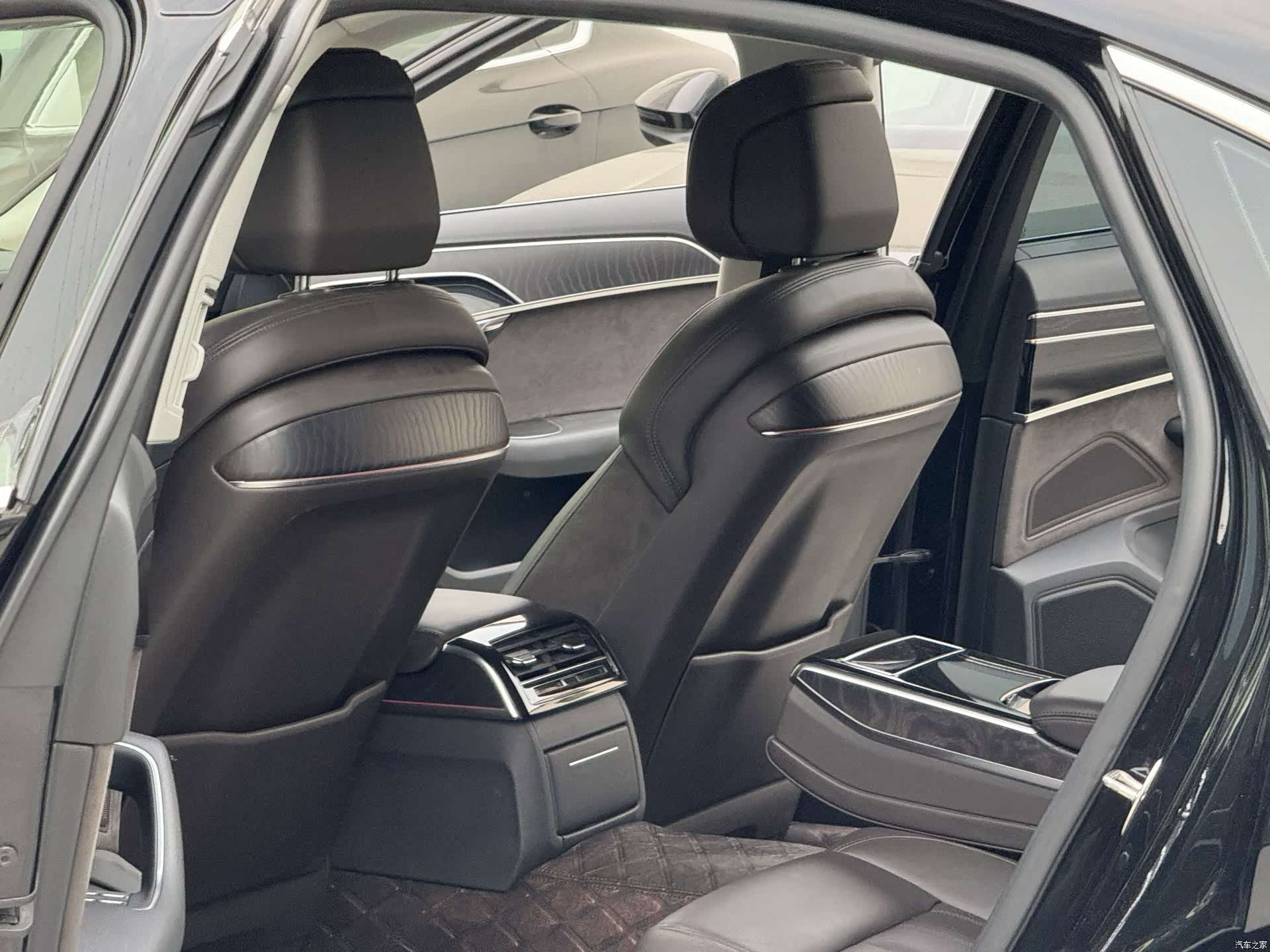 Audi A8L, 2019 13