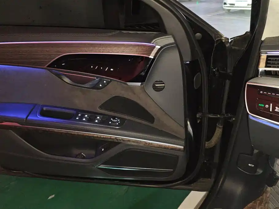 Audi A8 Audi A8