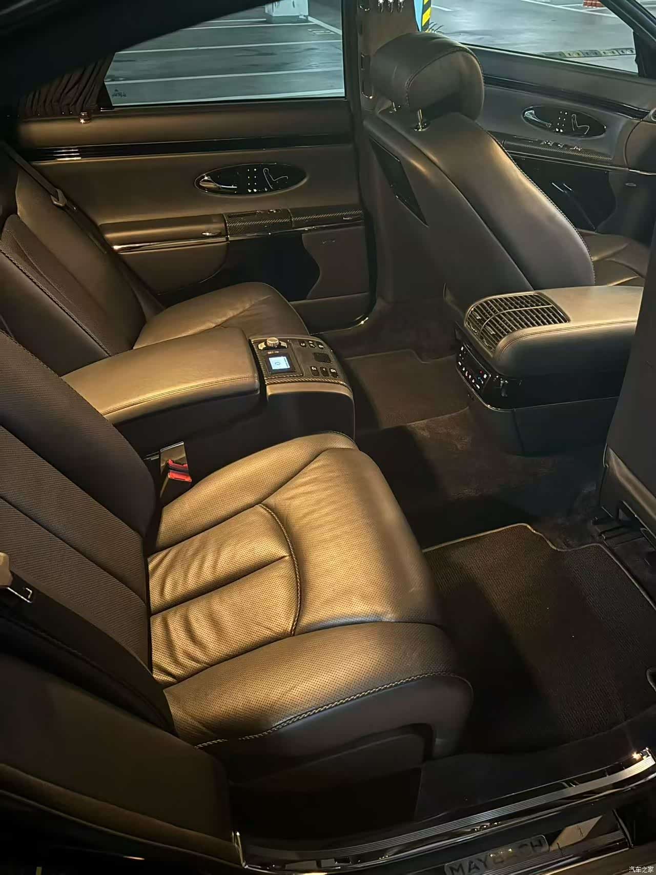 Maybach 57, 2012 7