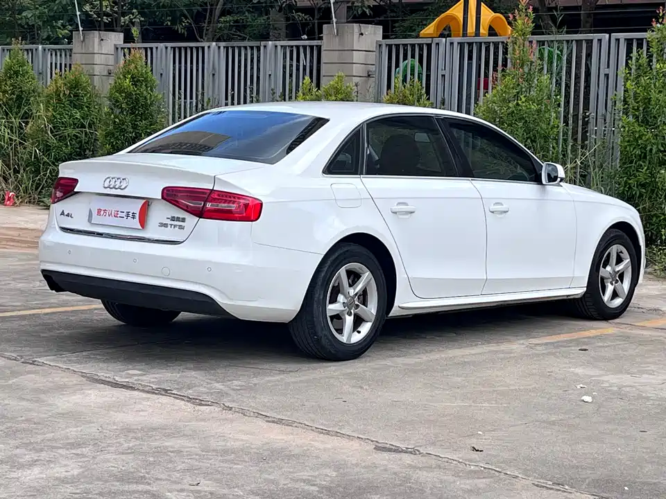Audi A4L