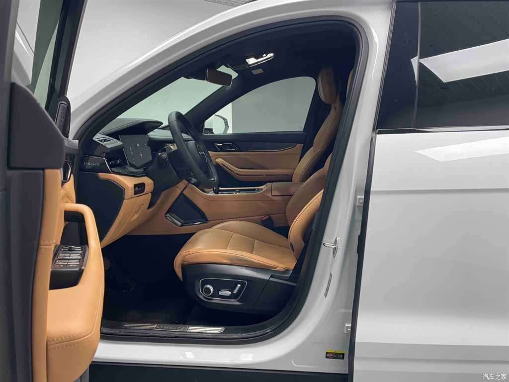 Lynk & Co 02, 2022 14