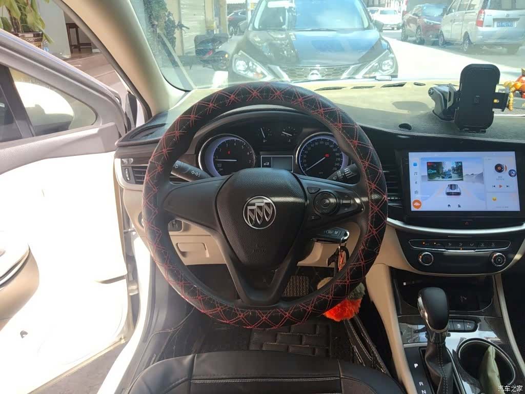 Buick Verano, 2018 3