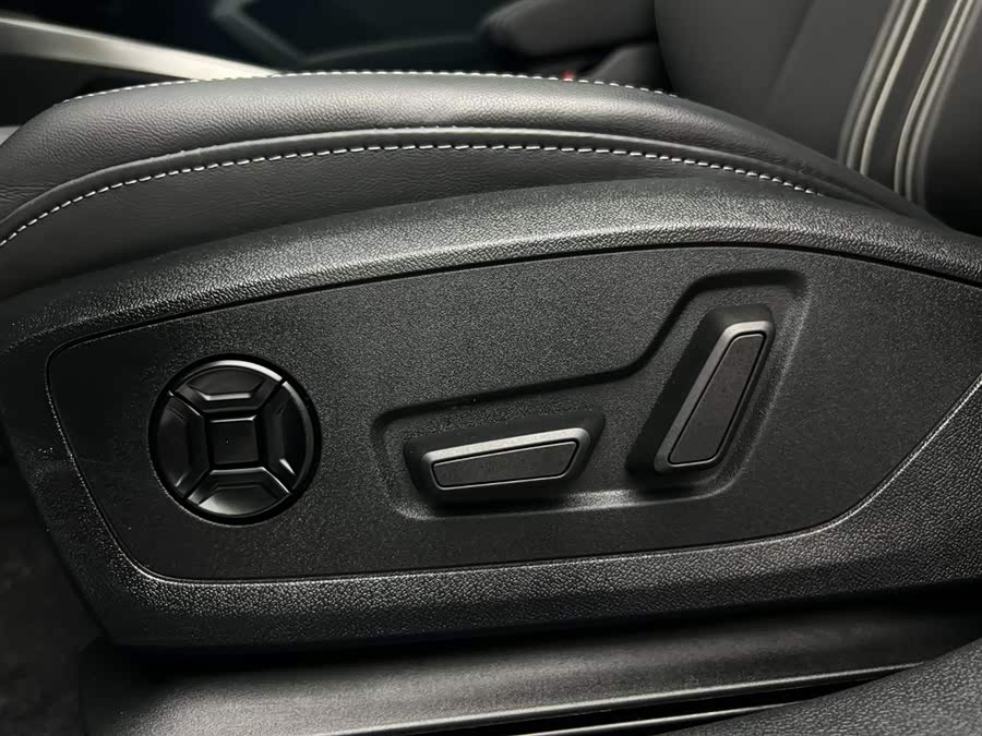 Audi A3 2023, фото 15