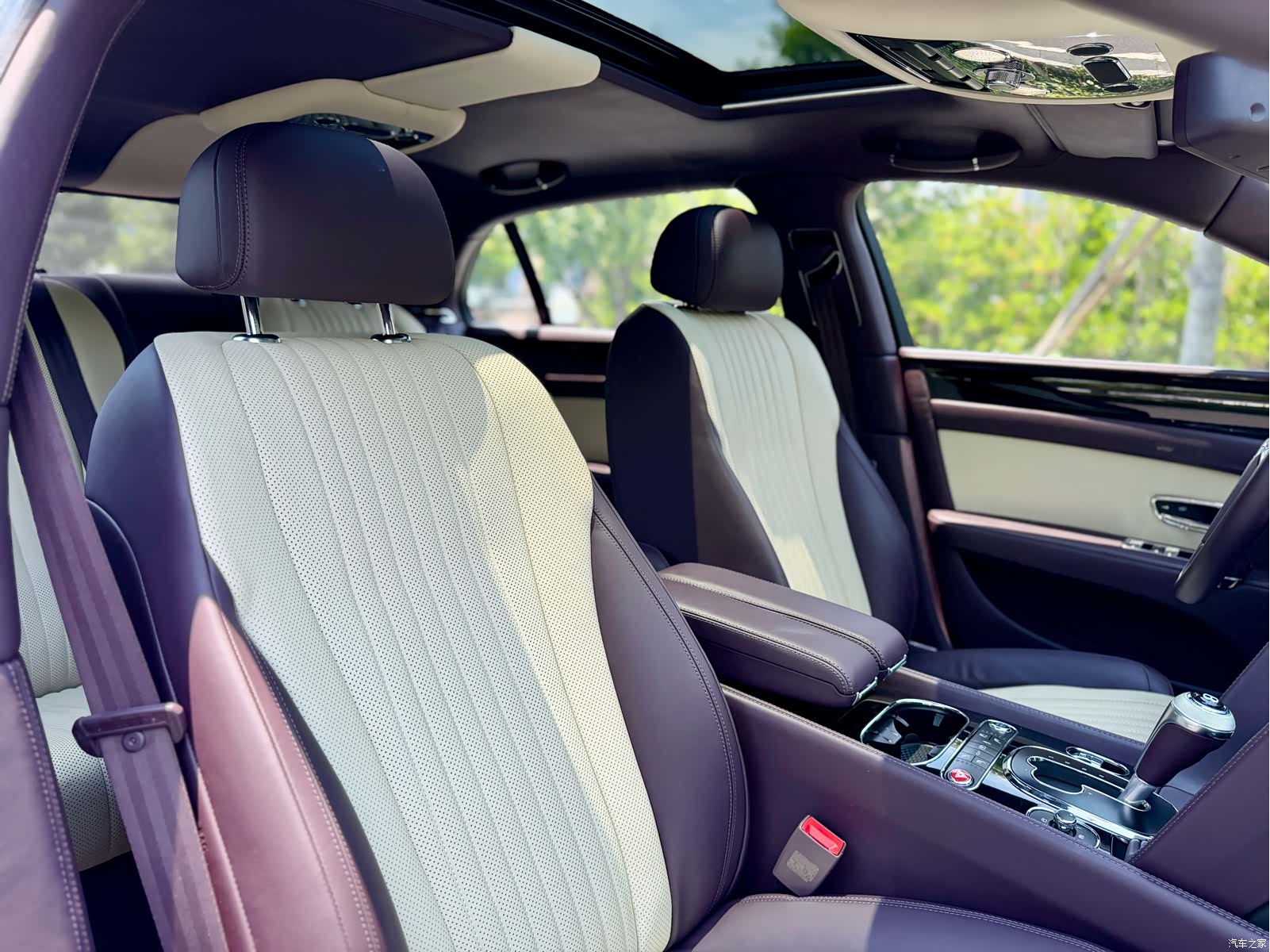 Bentley Flying Spur, 2020 19