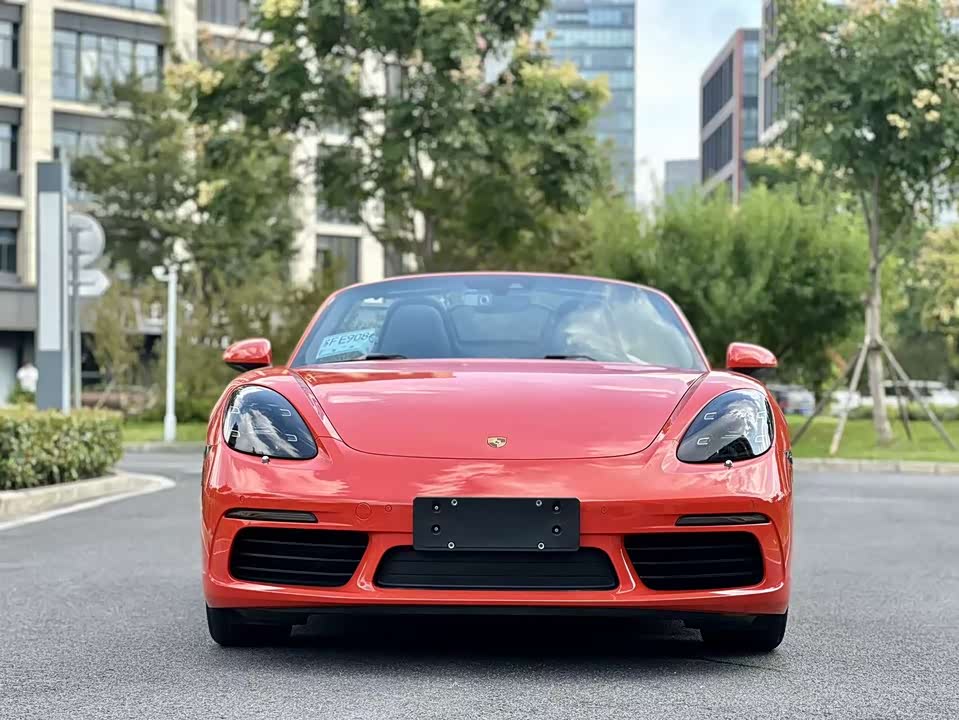 Porsche 718