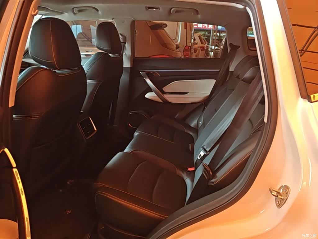 Geely Boyue, 2023 17