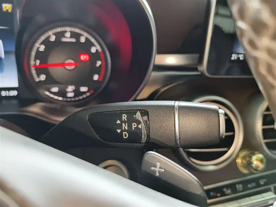 Mercedes-Benz GLC Mercedes-Benz GLC