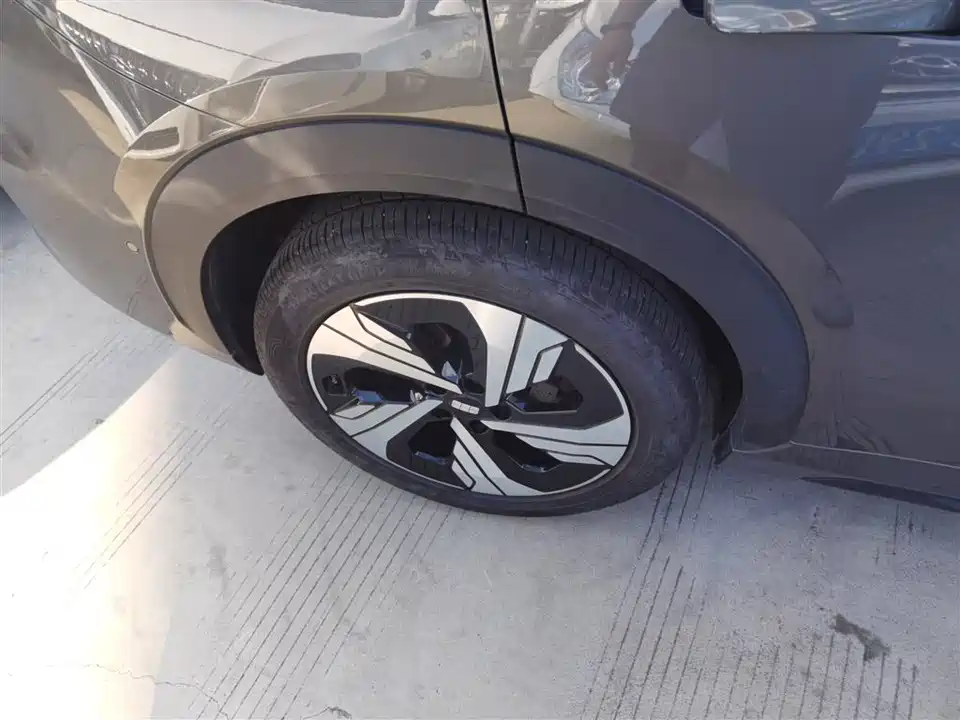 Geely Galaxy Galaxy E5