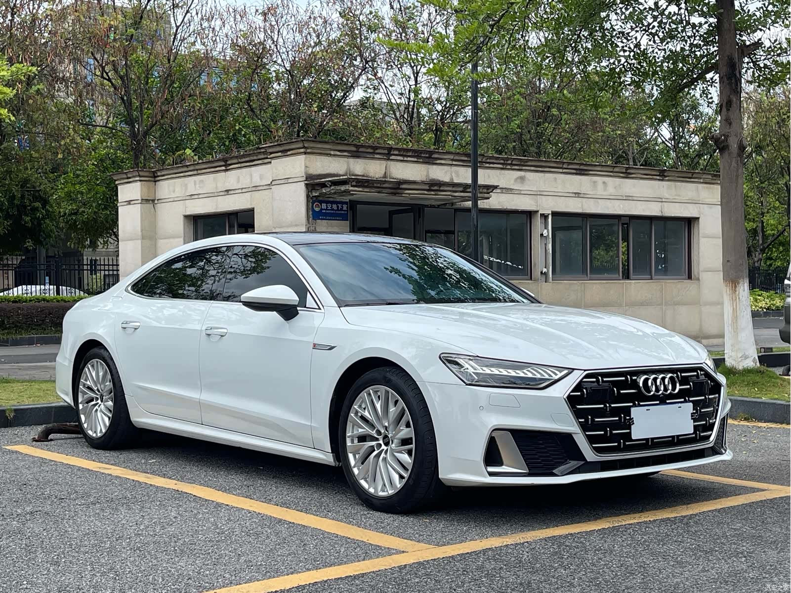 Audi A7L, 2023 3