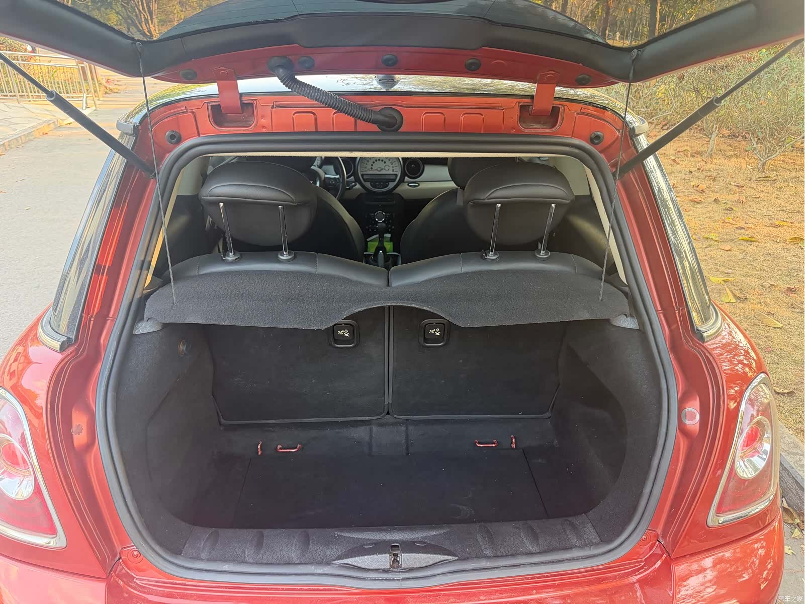 Mini Cooper, 2011 10