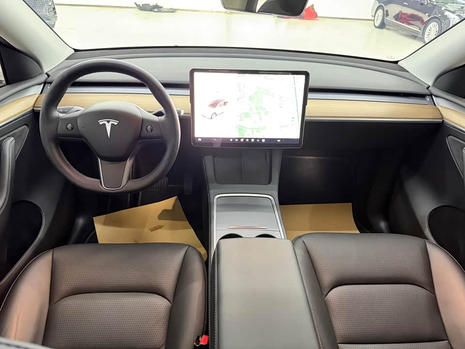 Tesla Model Y Tesla Model Y